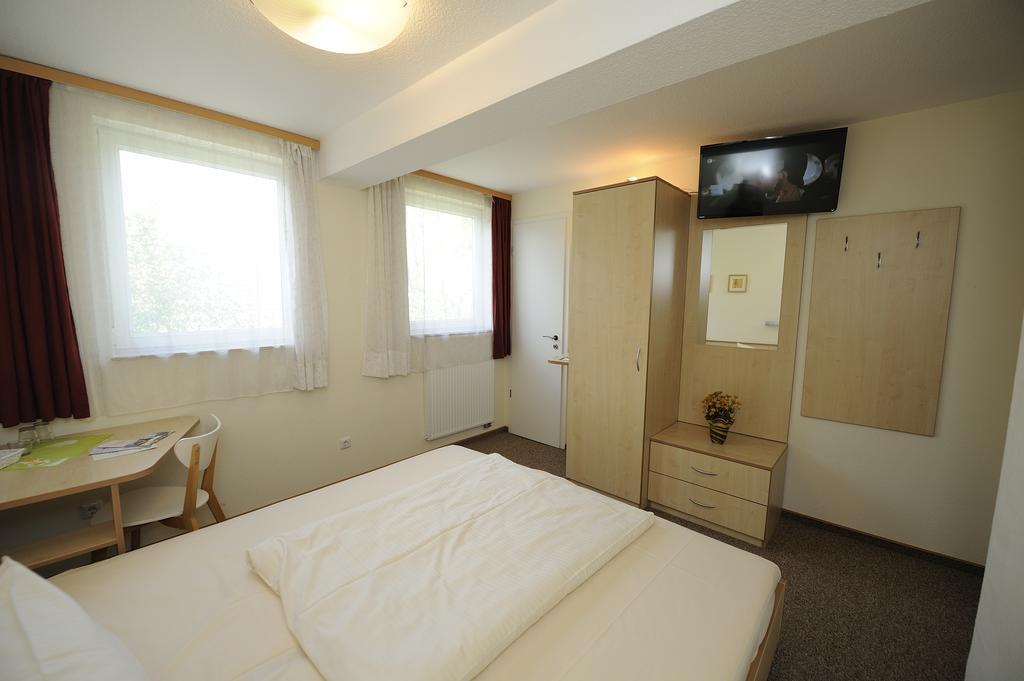 Gaestehaus Suedheide Hambühren Екстериор снимка